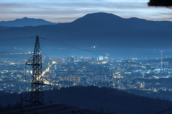 Kepiye Kabel Daya HV, MV, lan LV Njamin Distribusi Listrik sing Bisa Dipercaya?